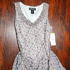 Dress, white floral size 16
